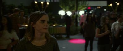 EmmaWatsonFan-dot-nl_TheCircle2343.jpg