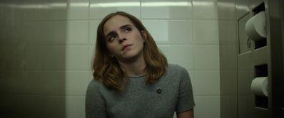 EmmaWatsonFan-dot-nl_TheCircle3886.jpg