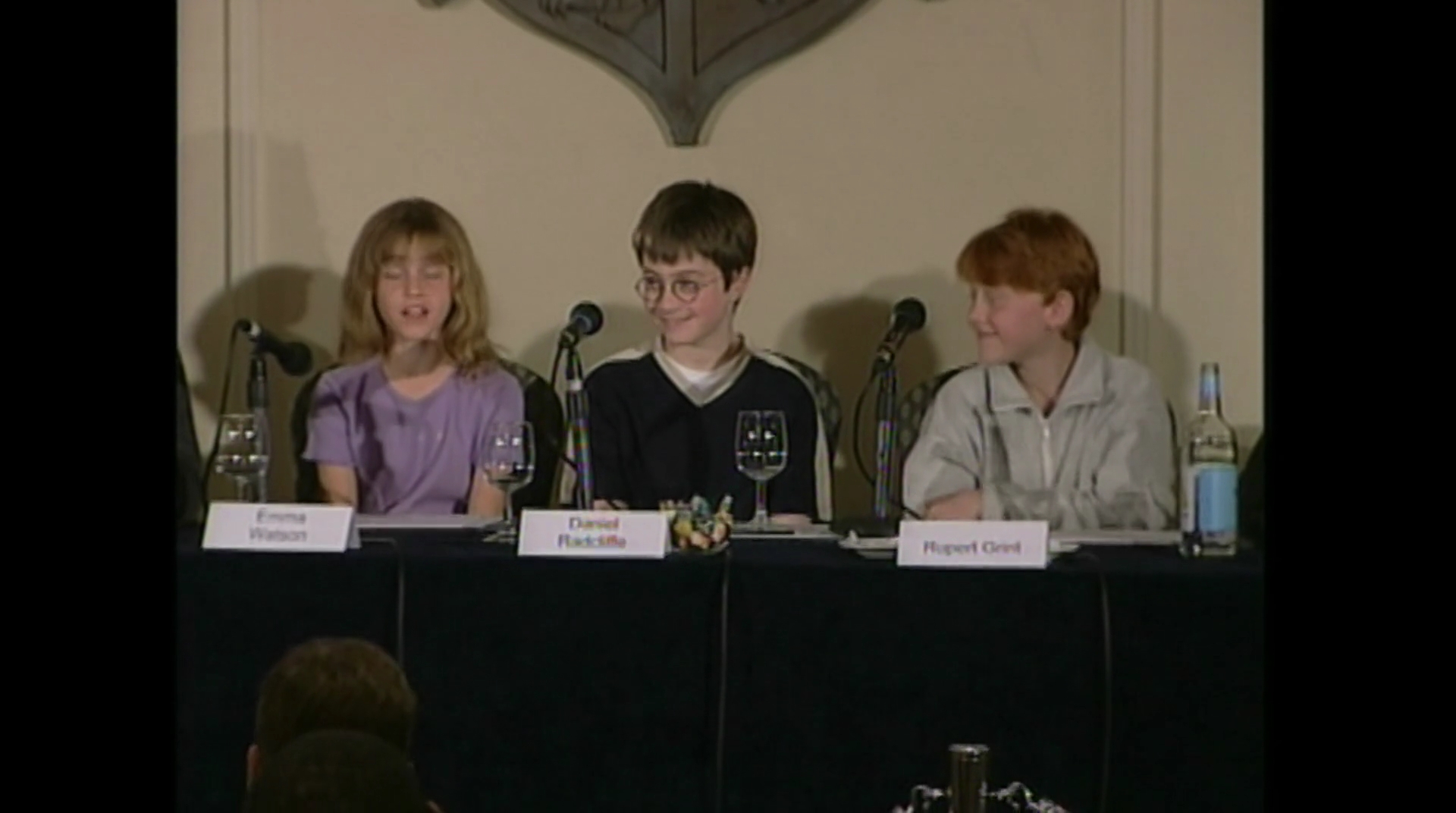 EmmaWatsonFan-dot-nl_HarryPotter-ReturnToHogwarts0707.jpg