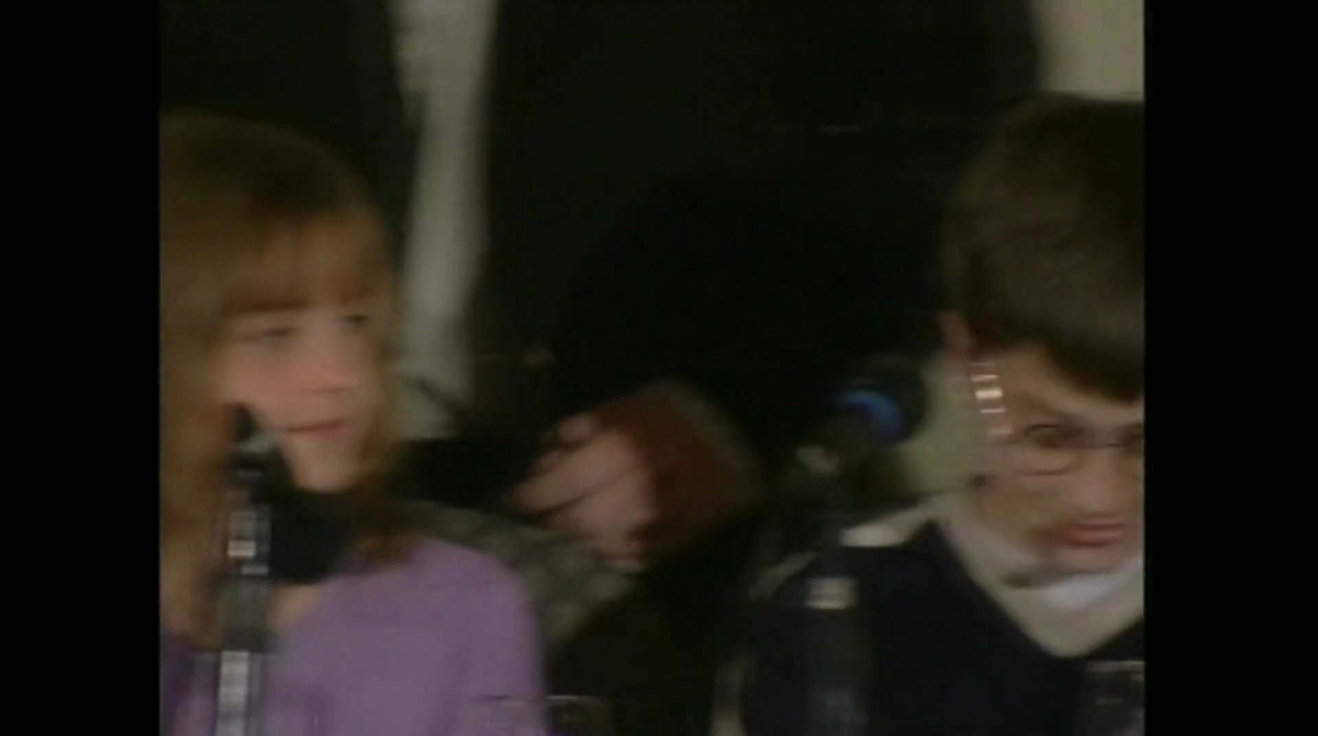 EmmaWatsonFan-dot-nl_HarryPotter-ReturnToHogwarts0725.jpg