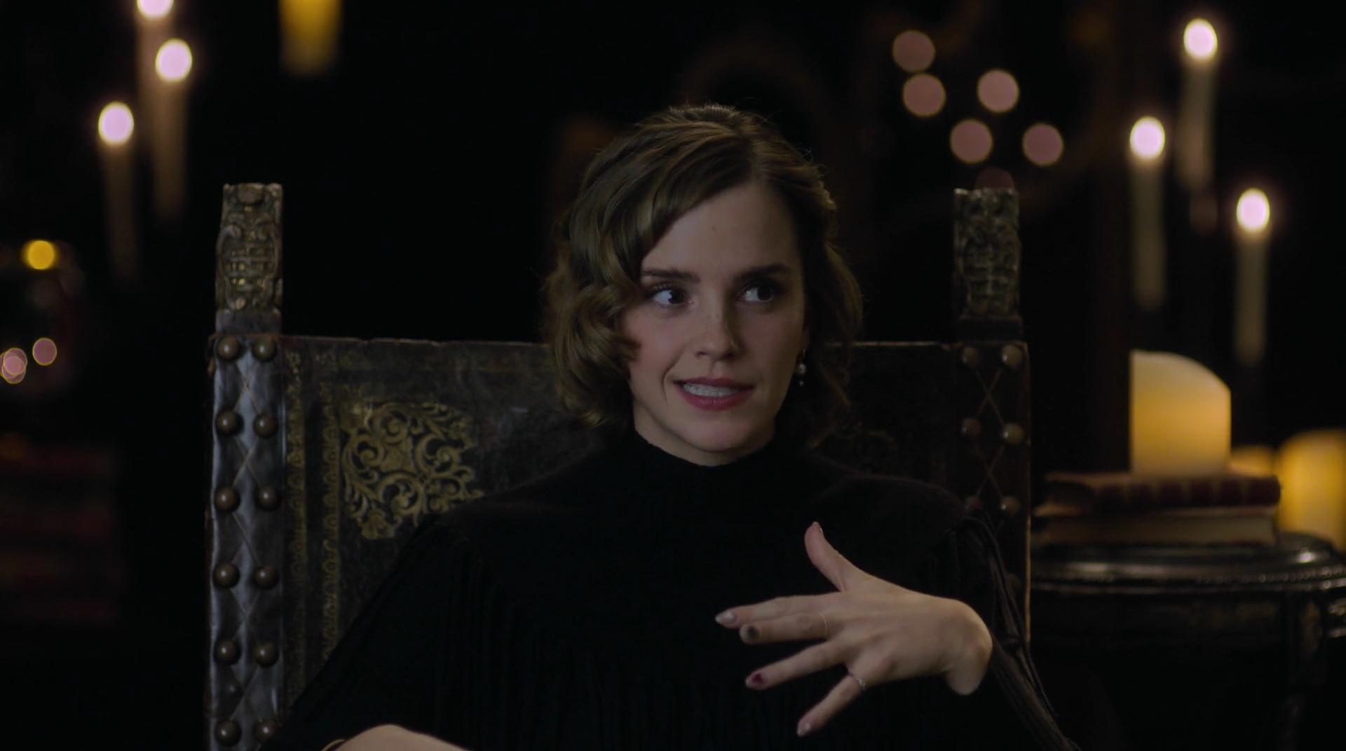EmmaWatsonFan-dot-nl_HarryPotter-ReturnToHogwarts0748.jpg