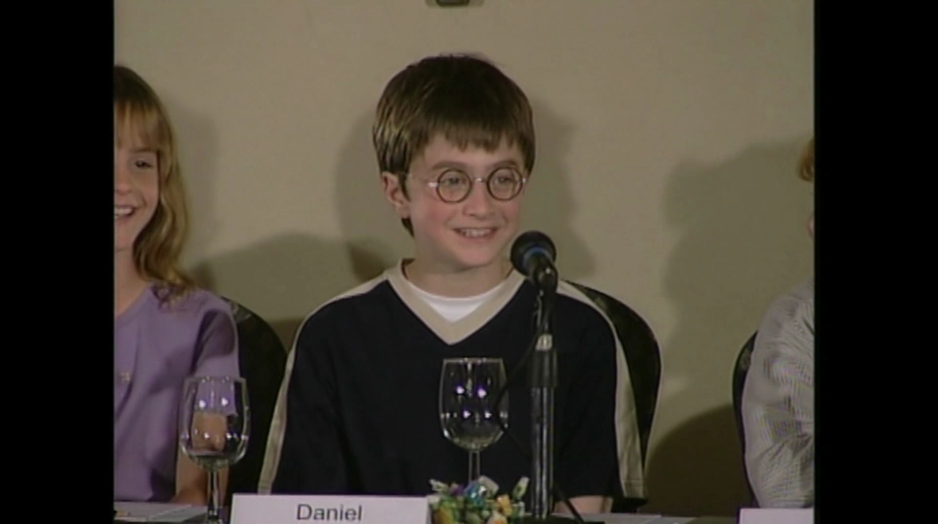 EmmaWatsonFan-dot-nl_HarryPotter-ReturnToHogwarts0754.jpg
