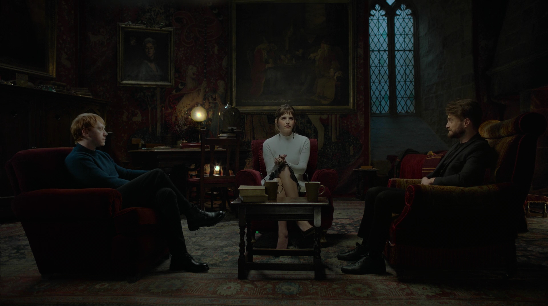 EmmaWatsonFan-dot-nl_HarryPotter-ReturnToHogwarts0841.jpg