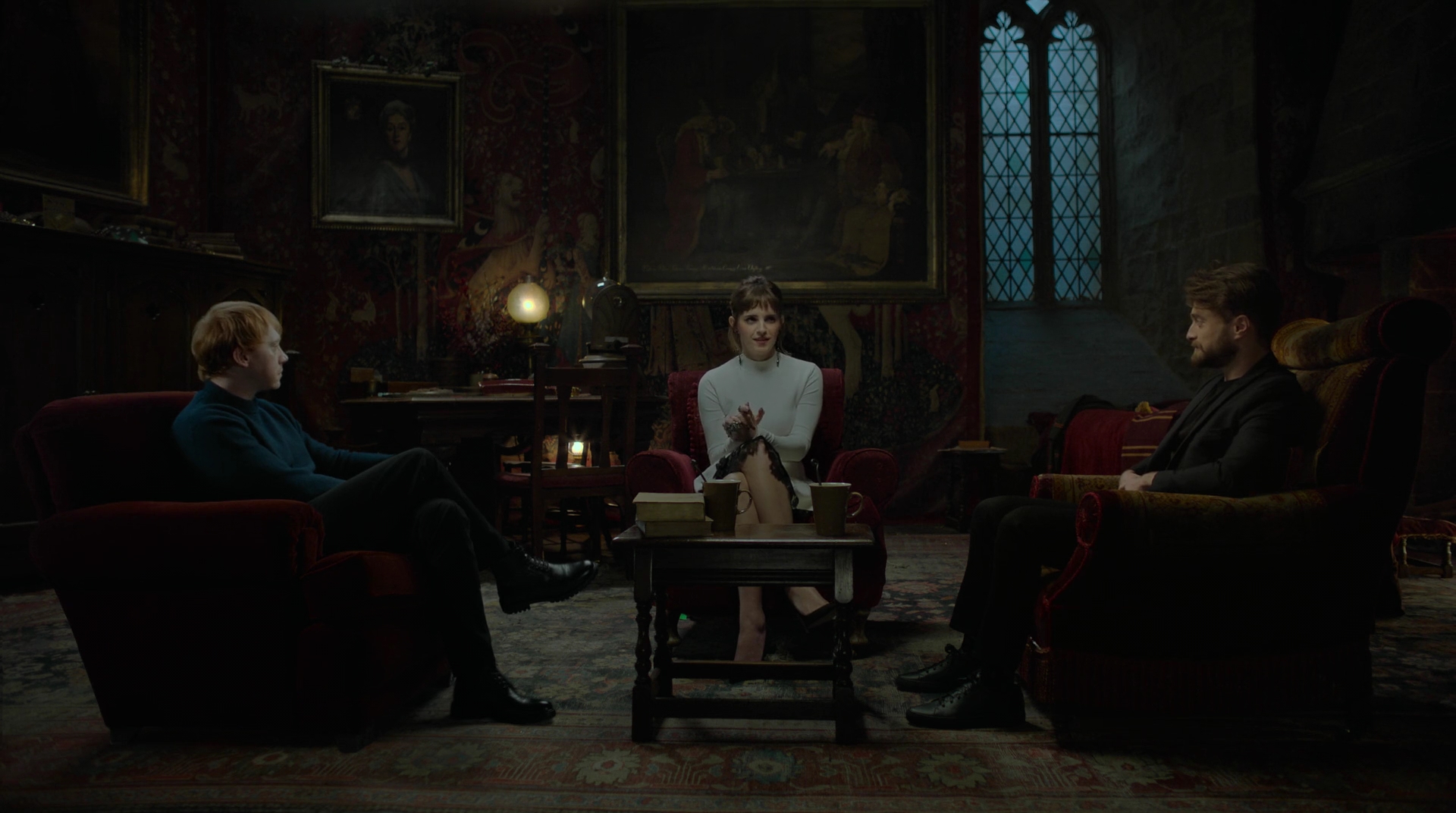 EmmaWatsonFan-dot-nl_HarryPotter-ReturnToHogwarts0842.jpg
