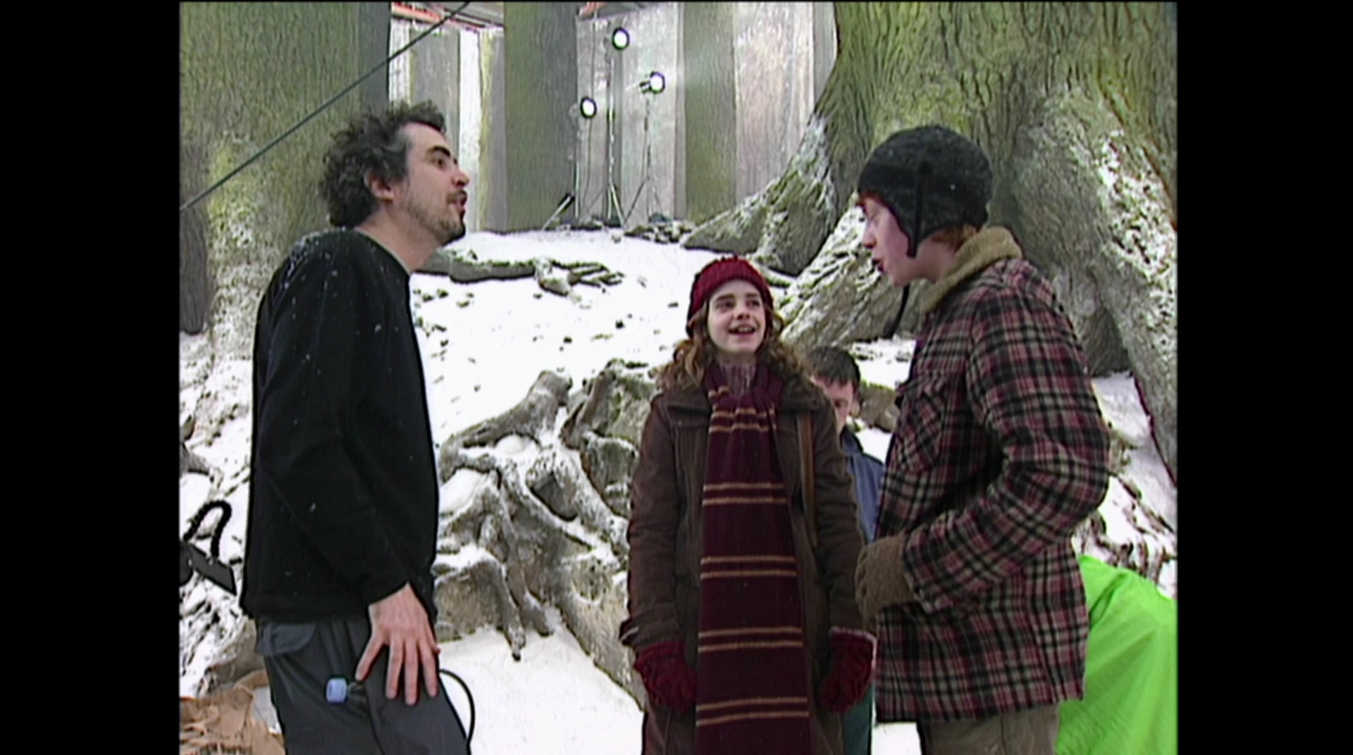EmmaWatsonFan-dot-nl_HarryPotter-ReturnToHogwarts2235.jpg