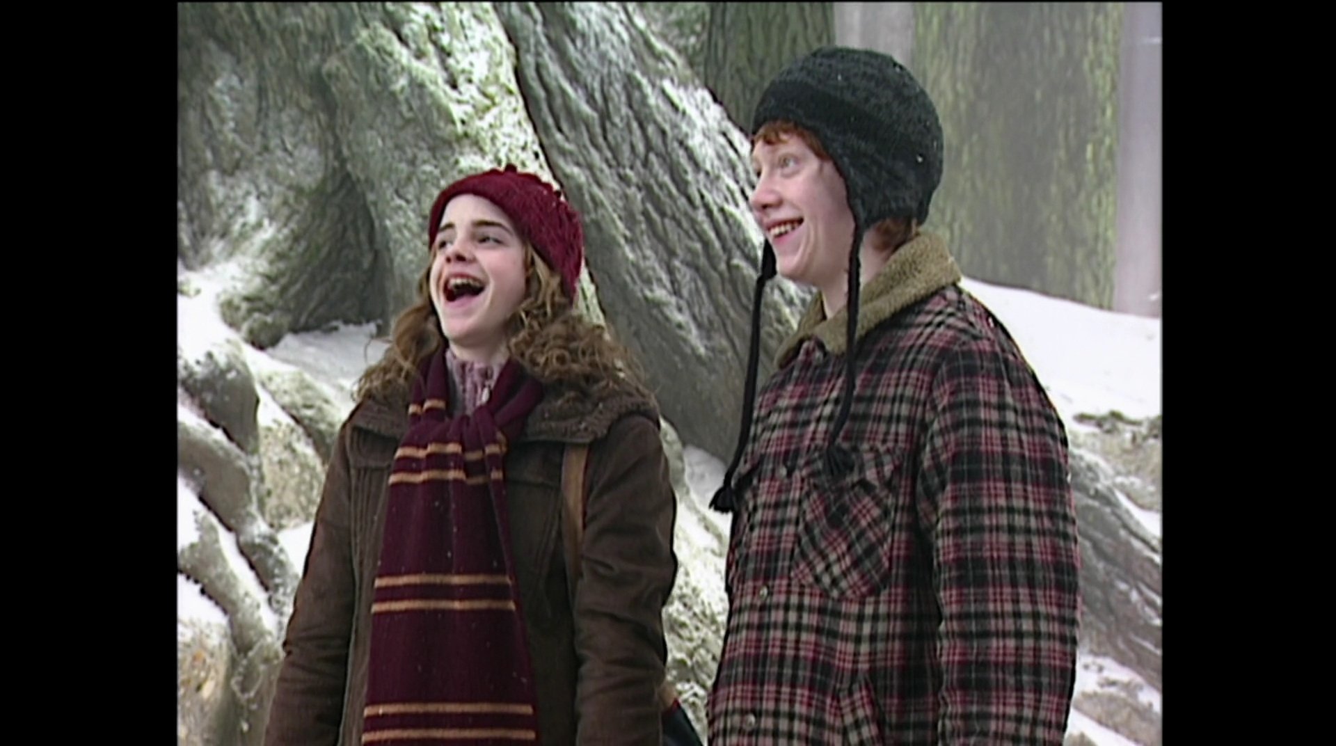 EmmaWatsonFan-dot-nl_HarryPotter-ReturnToHogwarts2243.jpg