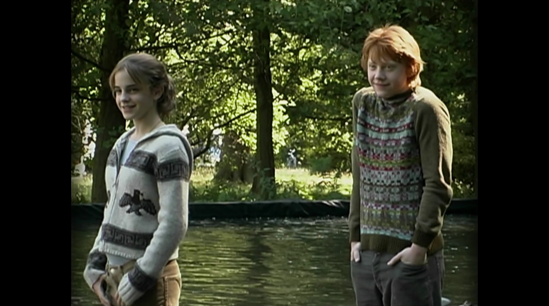 EmmaWatsonFan-dot-nl_HarryPotter-ReturnToHogwarts2295.jpg