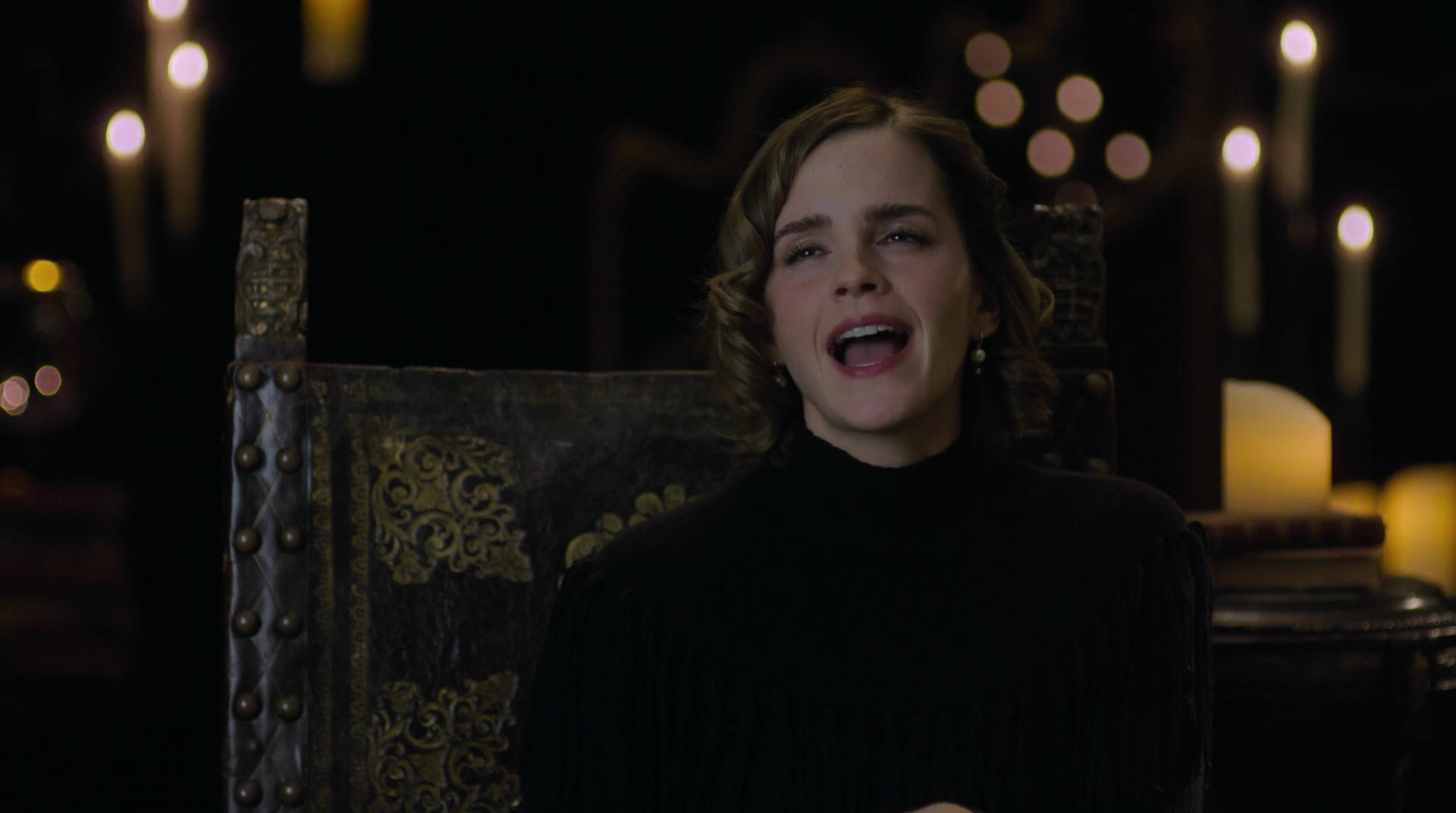 EmmaWatsonFan-dot-nl_HarryPotter-ReturnToHogwarts2599.jpg