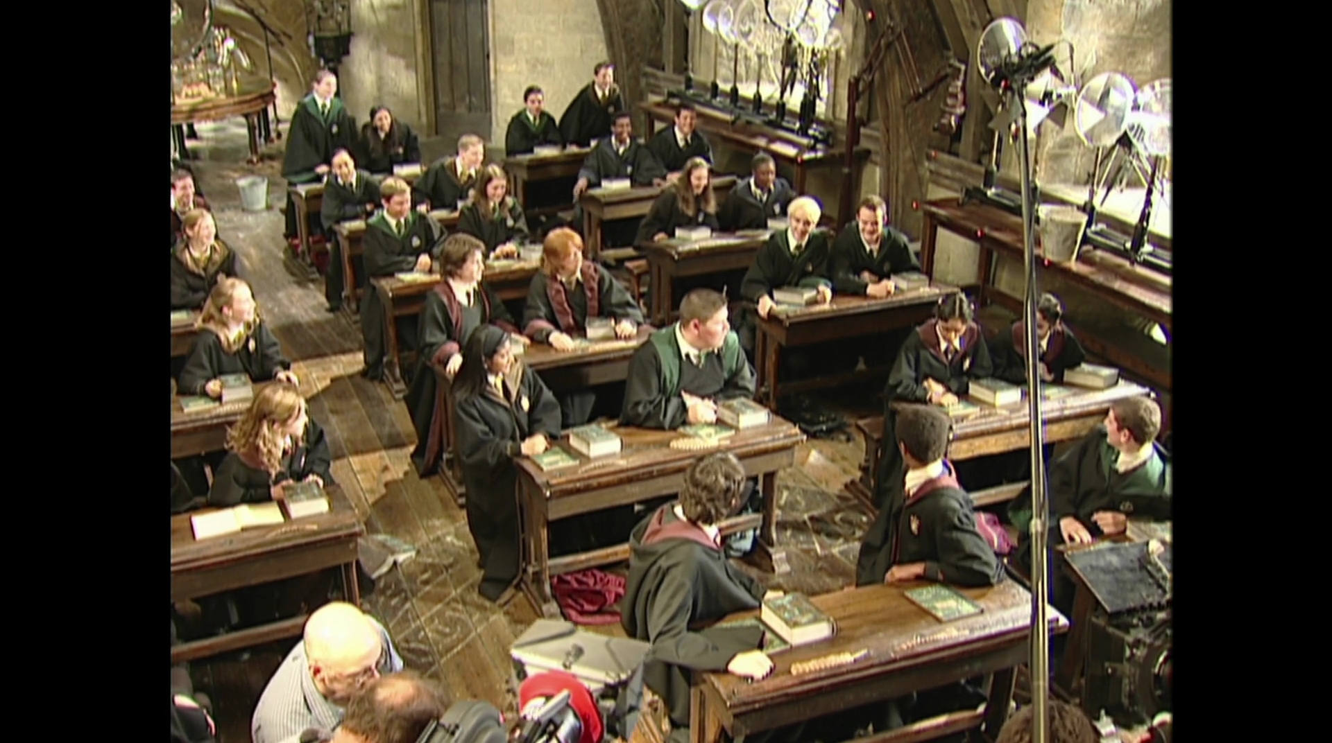 EmmaWatsonFan-dot-nl_HarryPotter-ReturnToHogwarts2610.jpg EmmaWatsonFan-dot-nl_HarryPotter-ReturnToHogwarts2610.jpg