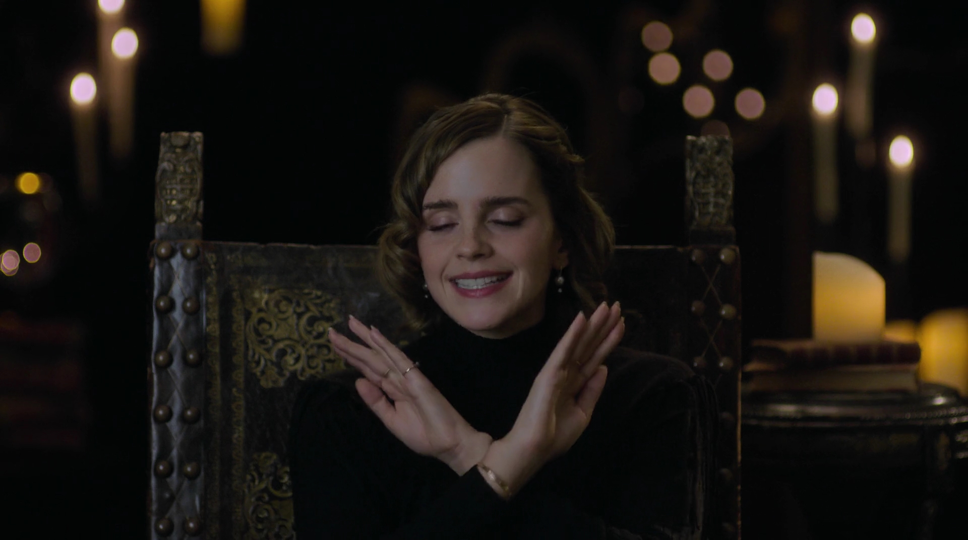 EmmaWatsonFan-dot-nl_HarryPotter-ReturnToHogwarts3000.jpg