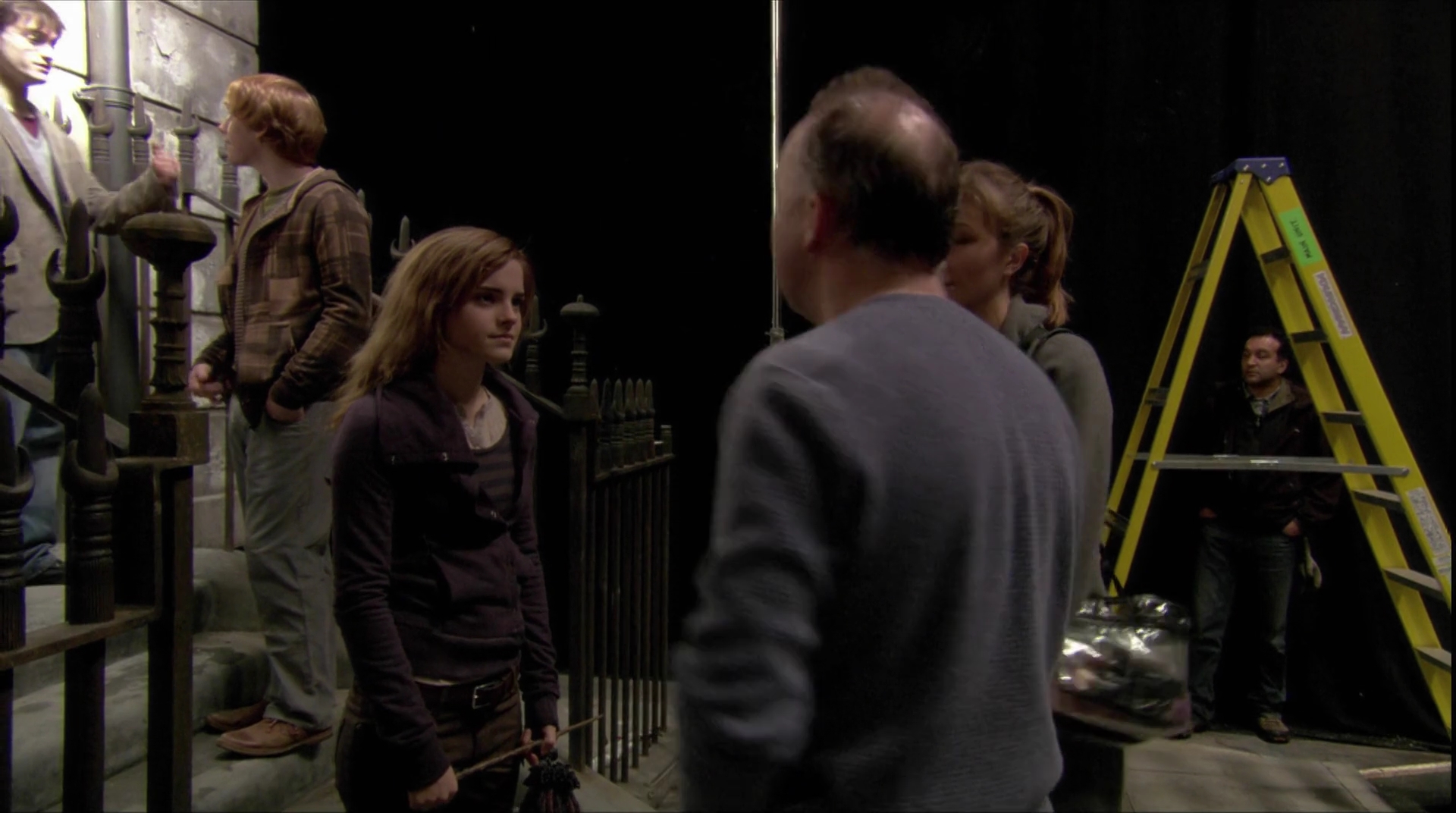 EmmaWatsonFan-dot-nl_HarryPotter-ReturnToHogwarts3647.jpg