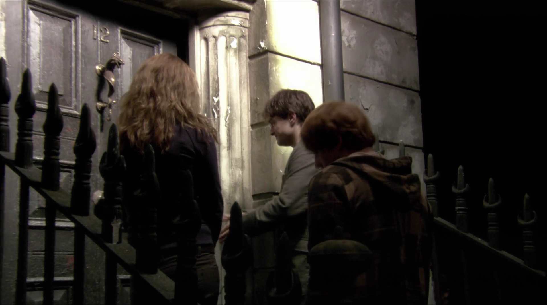 EmmaWatsonFan-dot-nl_HarryPotter-ReturnToHogwarts3651.jpg EmmaWatsonFan-dot-nl_HarryPotter-ReturnToHogwarts3651.jpg