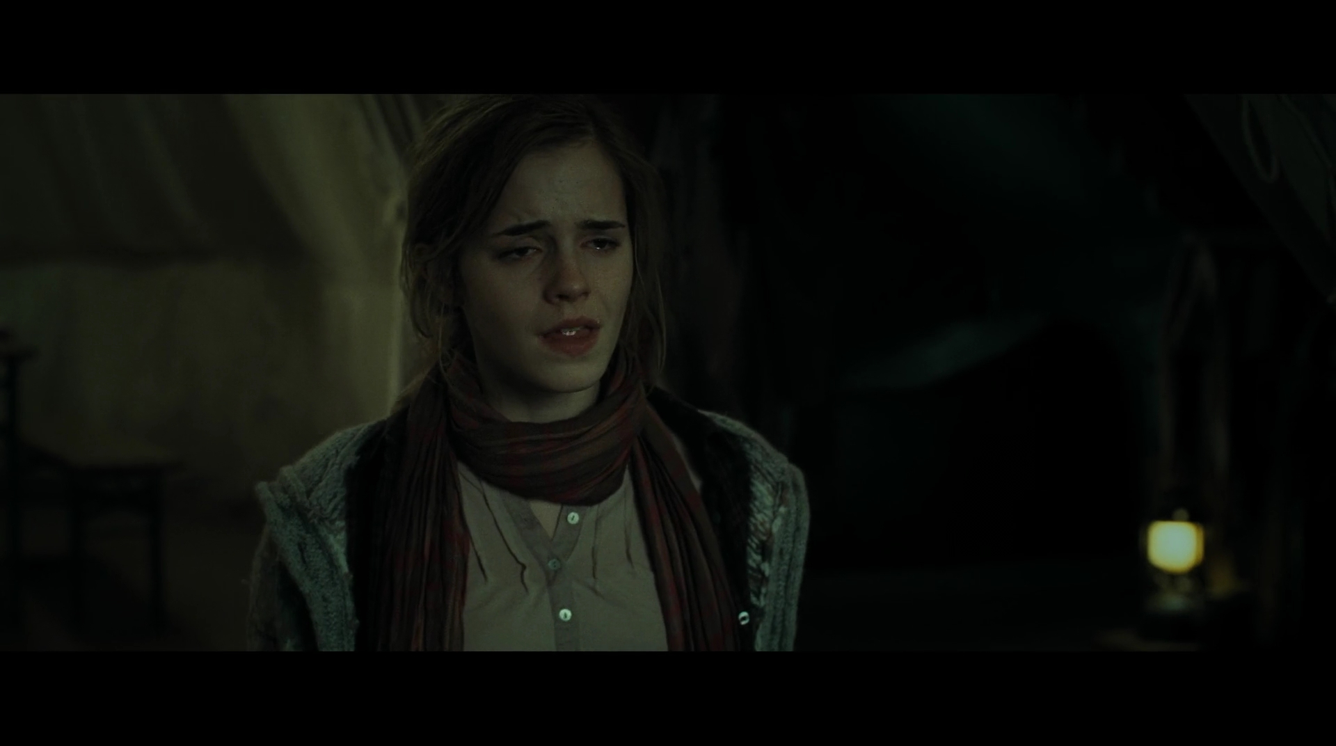EmmaWatsonFan-dot-nl_HarryPotter-ReturnToHogwarts4945.jpg