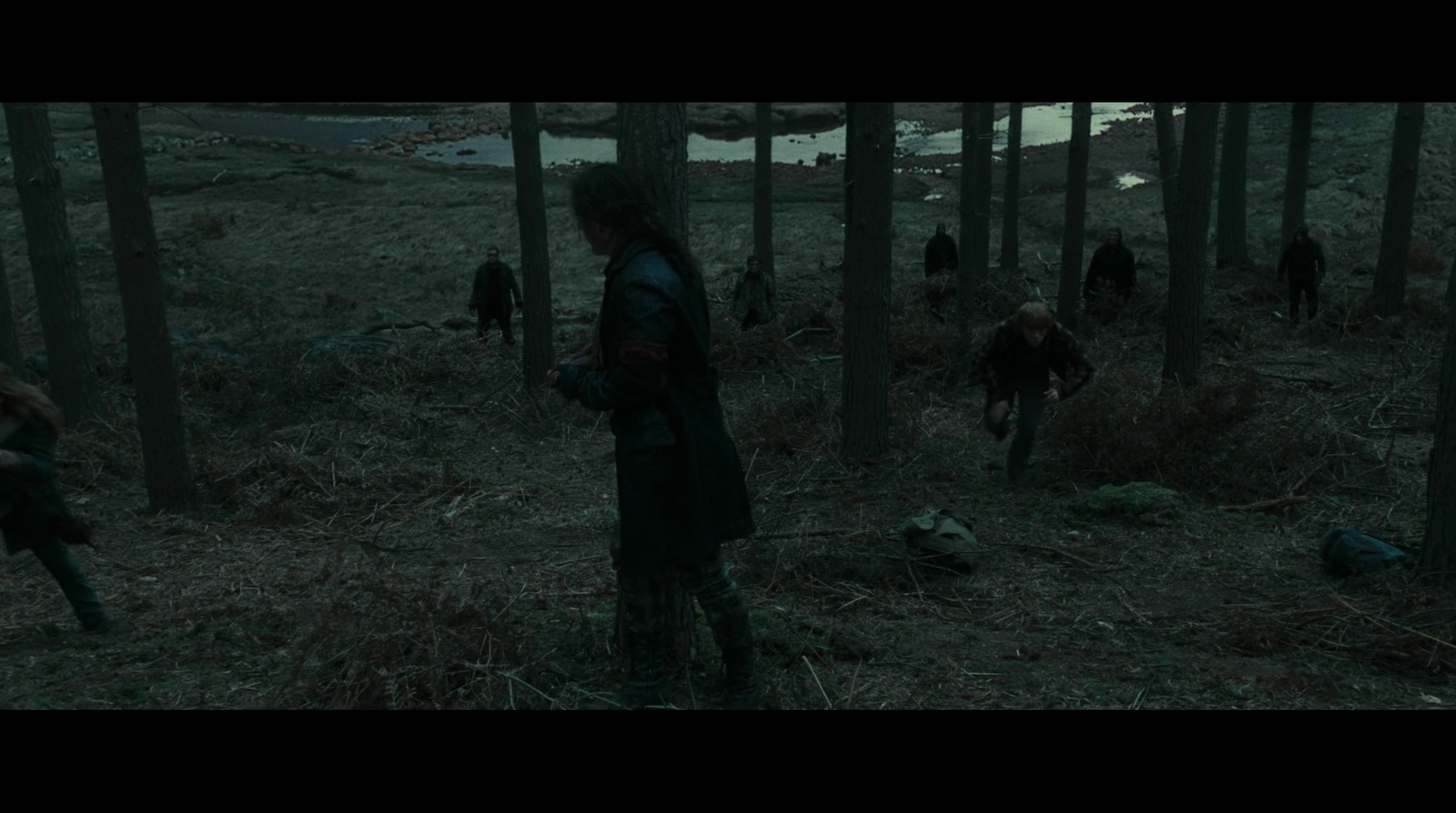 EmmaWatsonFan-dot-nl_HarryPotter-ReturnToHogwarts5024.jpg