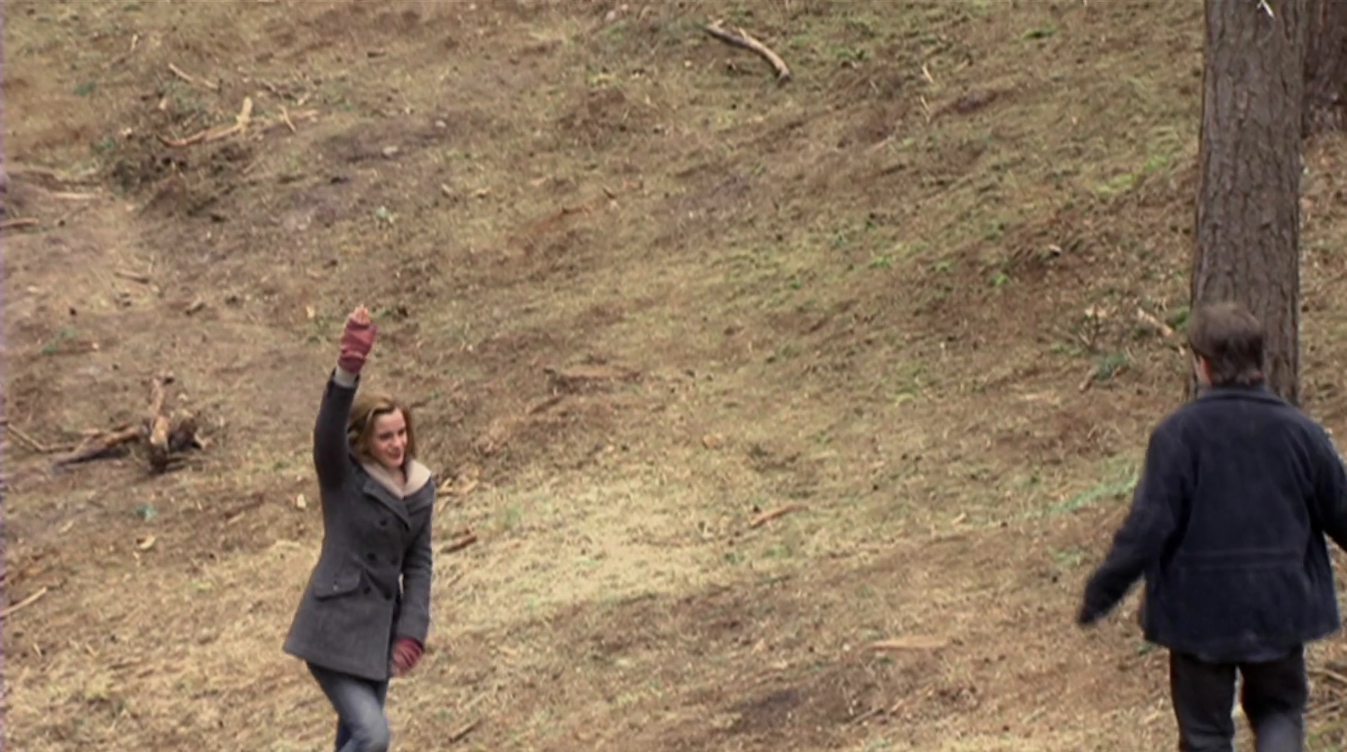 EmmaWatsonFan-dot-nl_HarryPotter-ReturnToHogwarts5036.jpg
