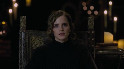 EmmaWatsonFan-dot-nl_HarryPotter-ReturnToHogwarts4538.jpg