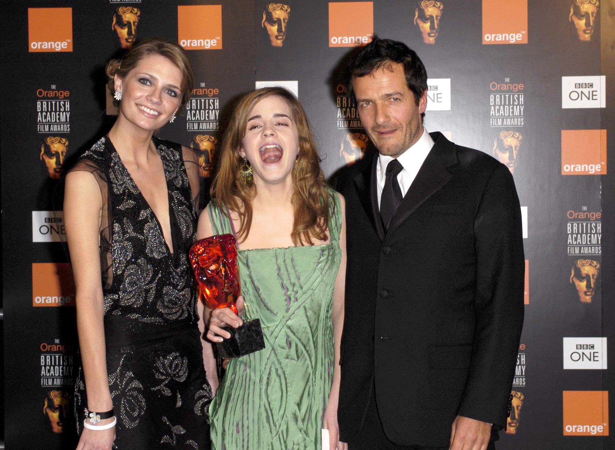 pressroom083.jpg pressroom083.jpg