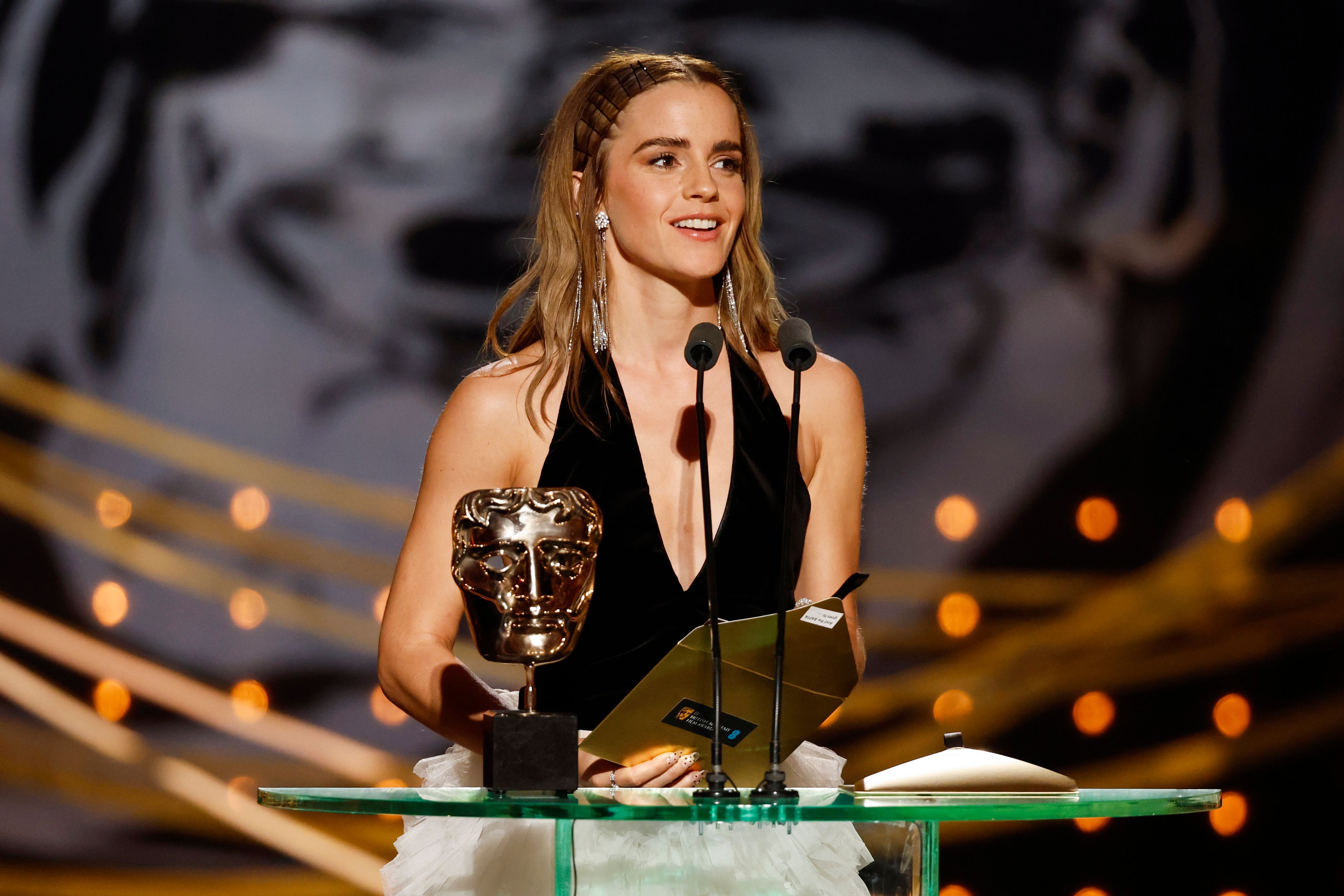 show023.jpg show023.jpg