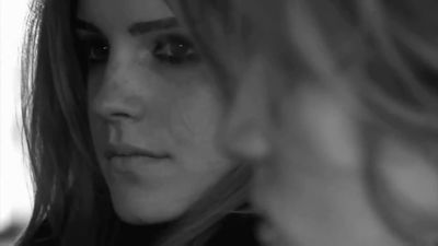 EmmaWatsonFan-nl_2009BurberryAutumWinterCampaign-BTS0089.jpg