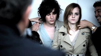 EmmaWatsonFan-nl_2010BurberrySprinSummerCampaign0046.jpg