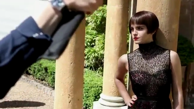 EmmaWatsonFan-nl_2011HarpersBazaar0055.jpg