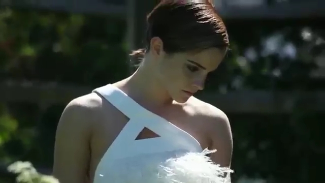 EmmaWatsonFan-nl_2011HarpersBazaar0067.jpg