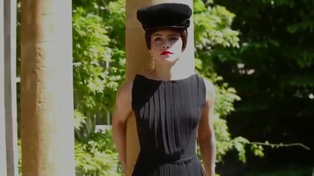 EmmaWatsonFan-nl_2011HarpersBazaar0116.jpg