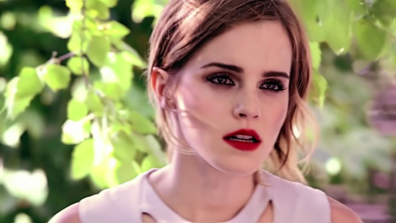 EmmaWatsonFan-nl_2012Lancome_RougeInLove0033.jpg
