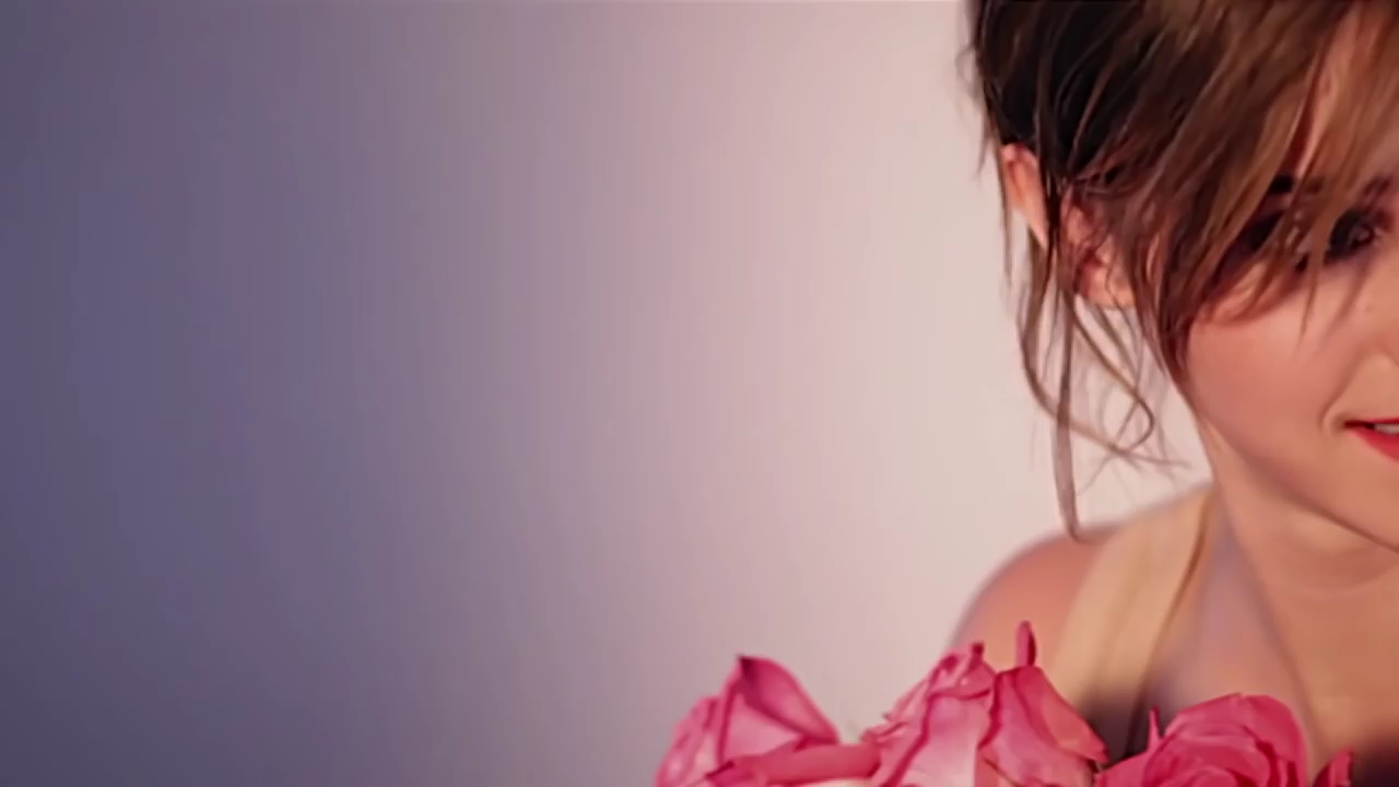 EmmaWatsonFan-nl_2012Lancome_RougeInLove0035.jpg