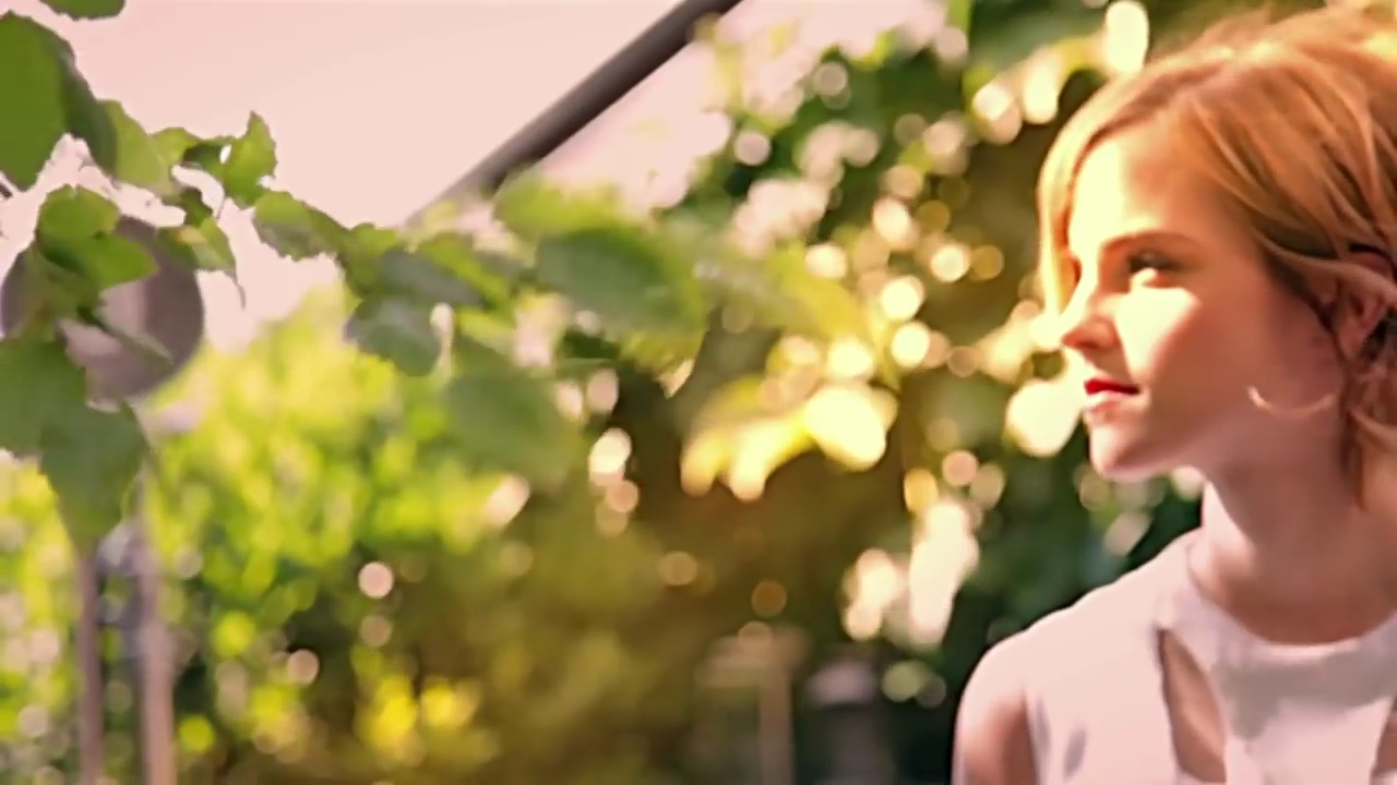 EmmaWatsonFan-nl_2012Lancome_RougeInLove0063.jpg