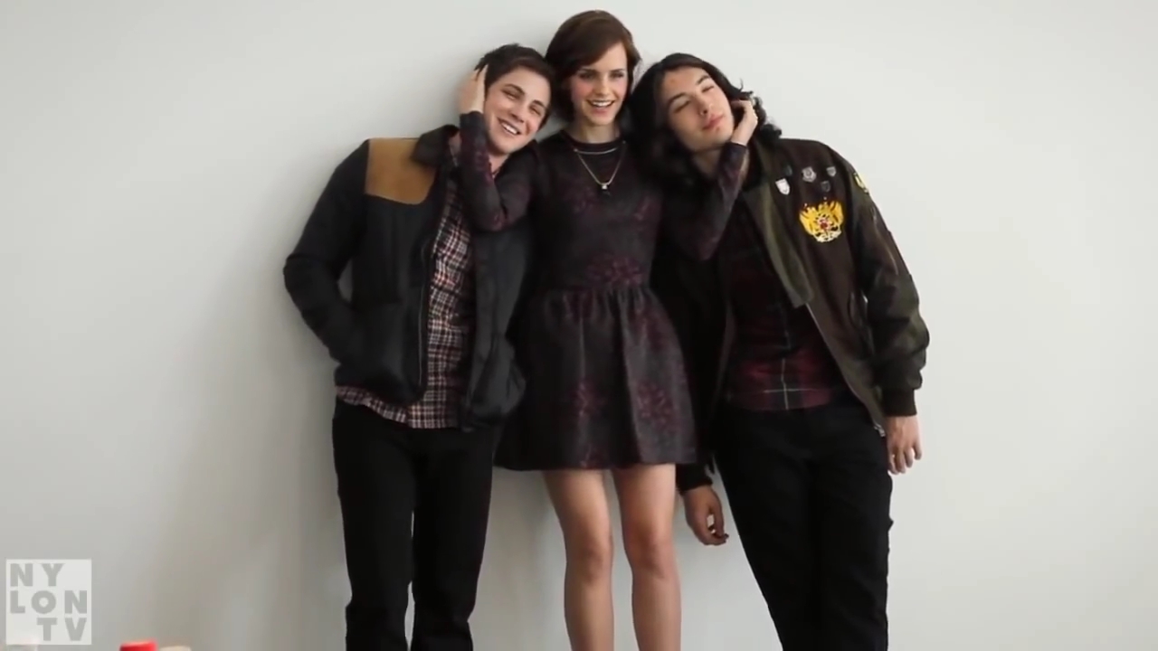 EmmaWatsonFan-nl_2012Nylon0051.jpg