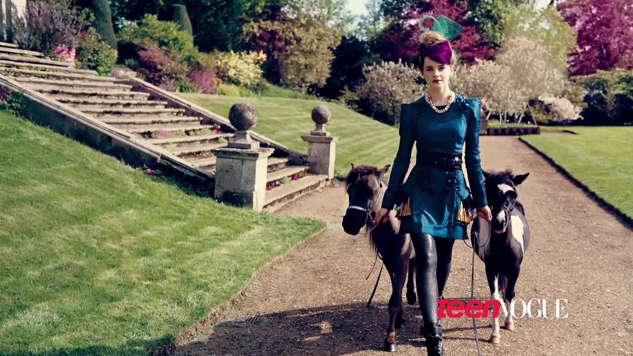 EmmaWatsonFan-nl_2013TeenVouge0106.jpg