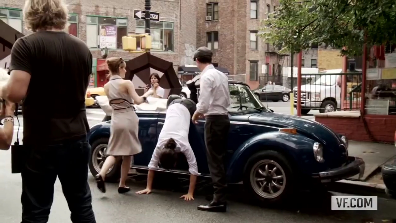EmmaWatsonFan-nl_2013VanityFair0123.jpg