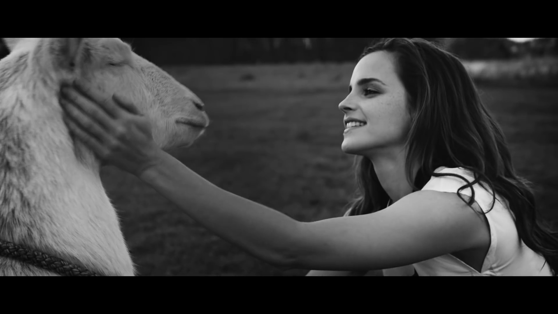 EmmaWatsonFan-dot-nl_2018VougeAustralie0037.jpg