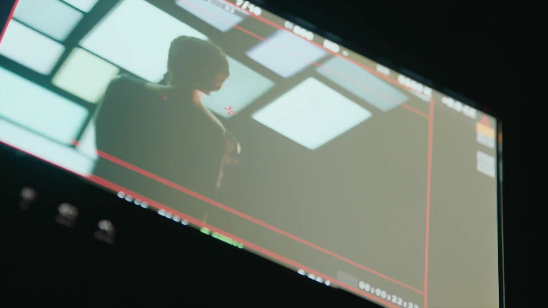 EmmaWatsonFan-dot-nl_2022PradaParadoxeFilm-MakingOf0208.jpg EmmaWatsonFan-dot-nl_2022PradaParadoxeFilm-MakingOf0208.jpg