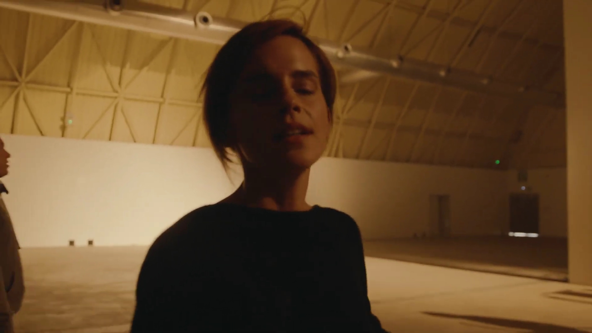 EmmaWatsonFan-dot-nl_2022PradaParadoxeFilm-MakingOf0265.jpg EmmaWatsonFan-dot-nl_2022PradaParadoxeFilm-MakingOf0265.jpg