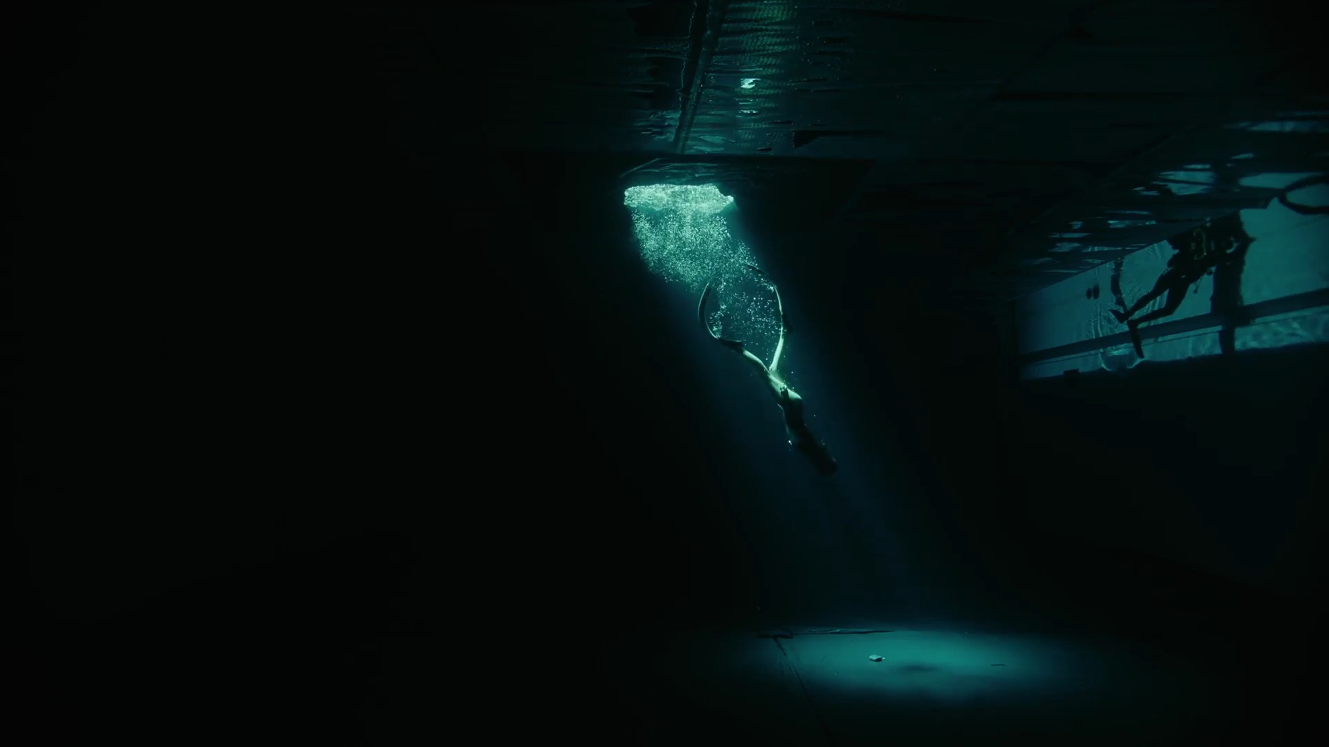 EmmaWatsonFan-dot-nl_2022PradaParadoxeFilm-MakingOf0368.jpg EmmaWatsonFan-dot-nl_2022PradaParadoxeFilm-MakingOf0368.jpg