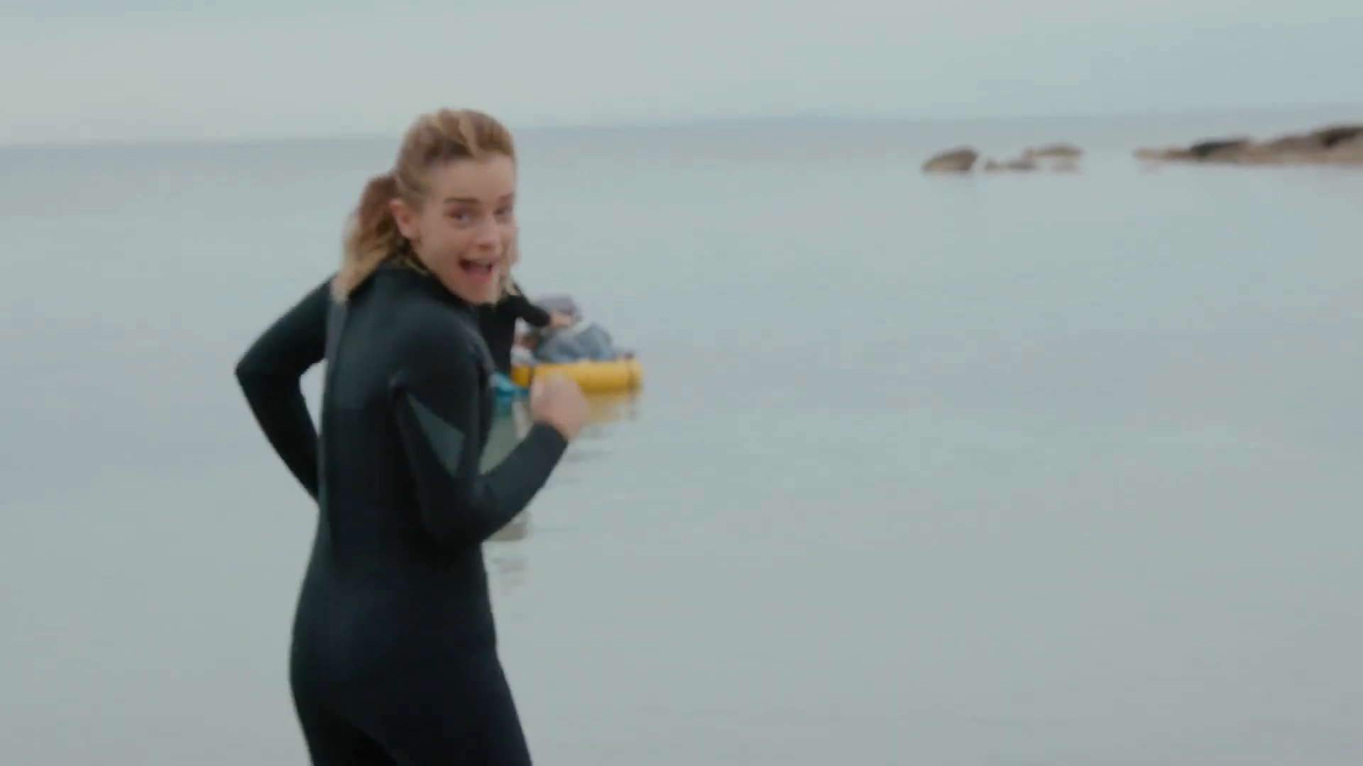 EmmaWatsonFan-dot-nl_2022PradaParadoxeFilm-MakingOf0409.jpg EmmaWatsonFan-dot-nl_2022PradaParadoxeFilm-MakingOf0409.jpg