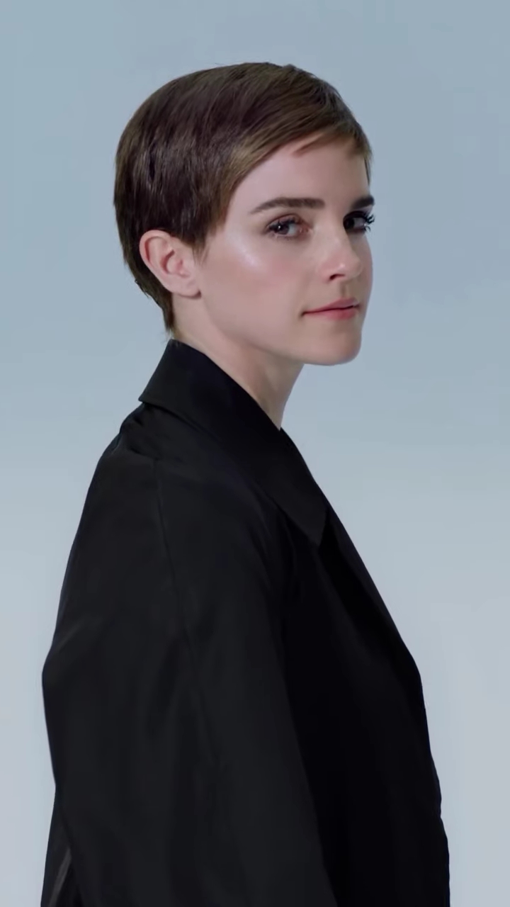 EmmaWatsonFan-dot-nl-2024PradaRe-NylonCampaign0007.jpg