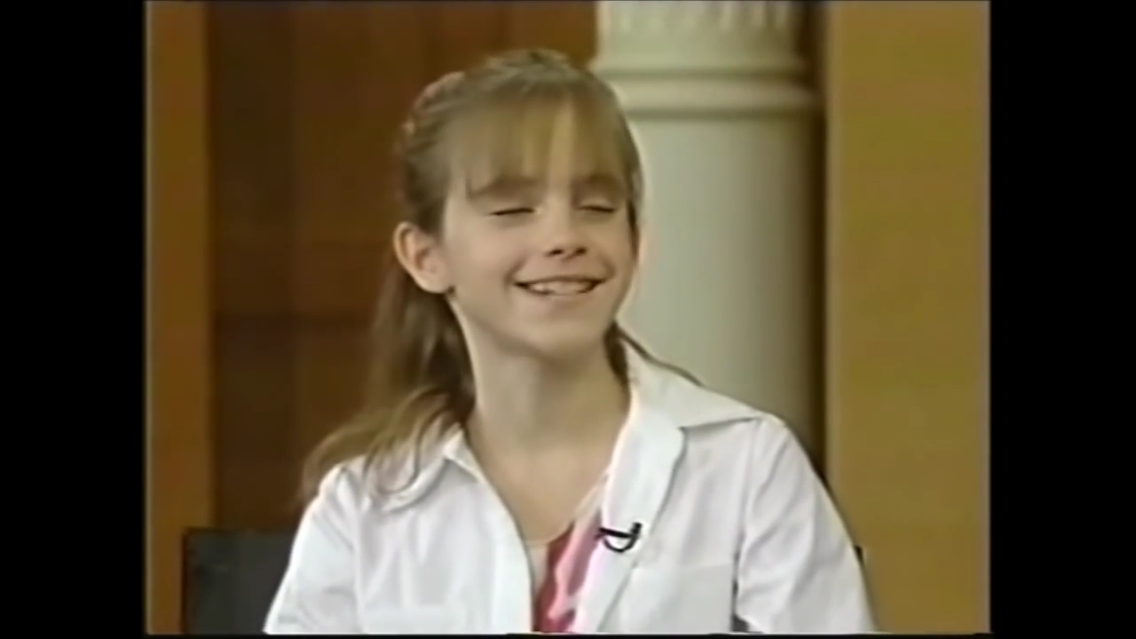 EmmaWatsonFan-nl_2002LiveWithRegisAndKelly0077.jpg EmmaWatsonFan-nl_2002LiveWithRegisAndKelly0077.jpg