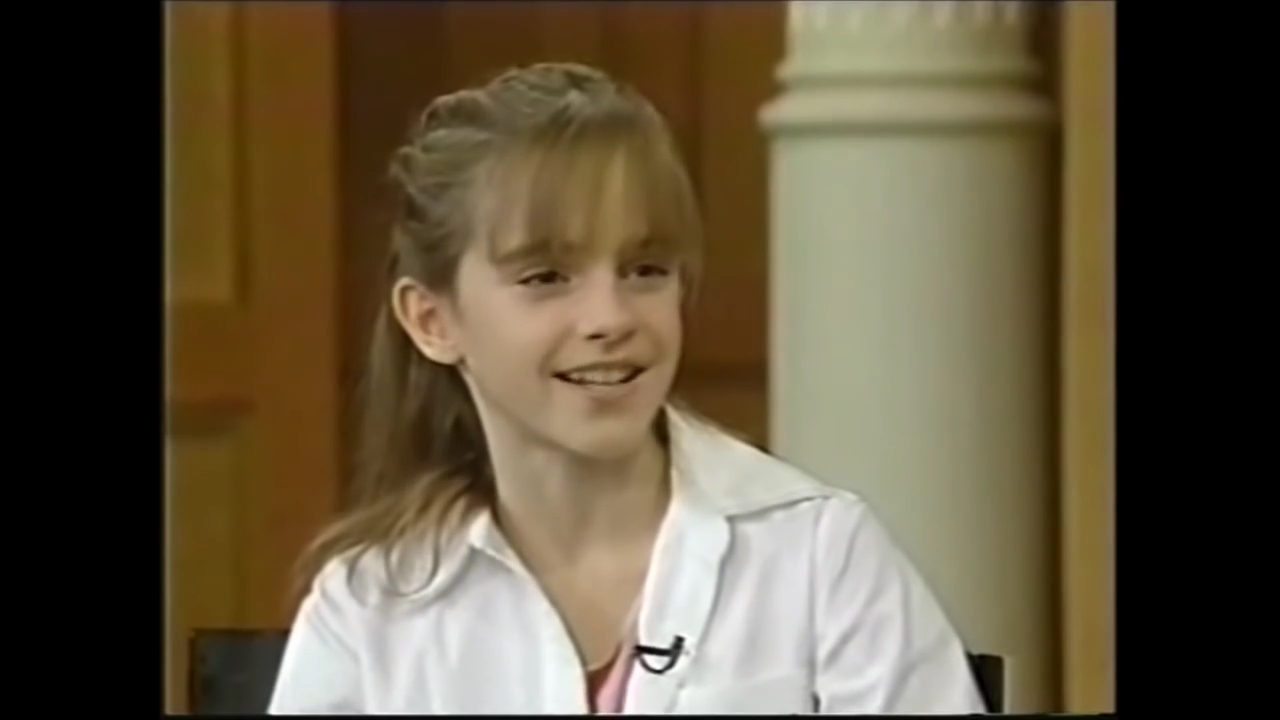 EmmaWatsonFan-nl_2002LiveWithRegisAndKelly0120.jpg EmmaWatsonFan-nl_2002LiveWithRegisAndKelly0120.jpg