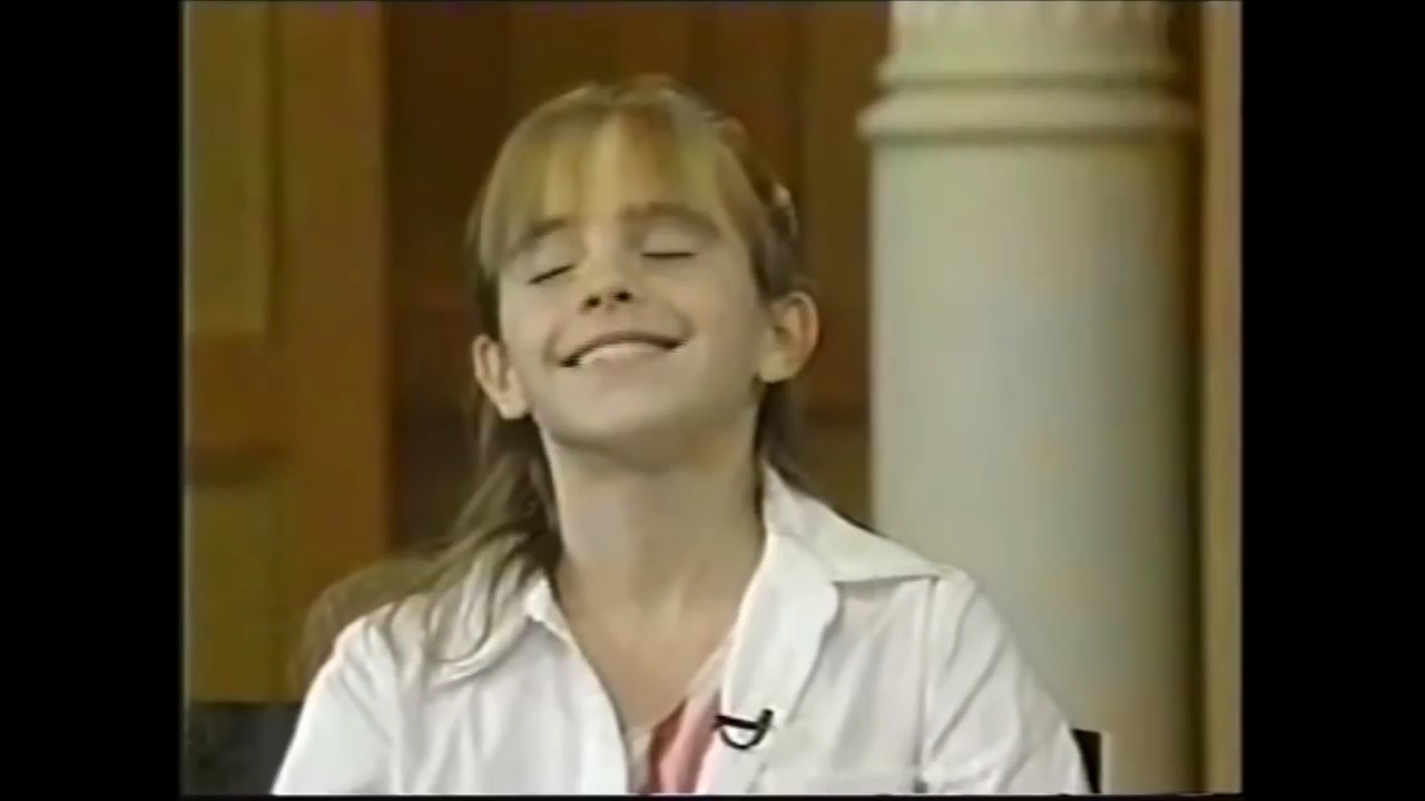 EmmaWatsonFan-nl_2002LiveWithRegisAndKelly0155.jpg EmmaWatsonFan-nl_2002LiveWithRegisAndKelly0155.jpg