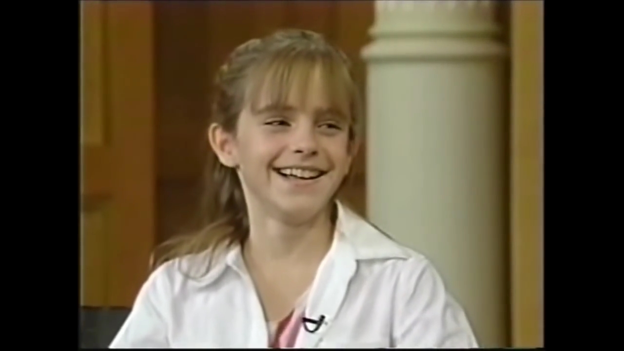 EmmaWatsonFan-nl_2002LiveWithRegisAndKelly0169.jpg EmmaWatsonFan-nl_2002LiveWithRegisAndKelly0169.jpg