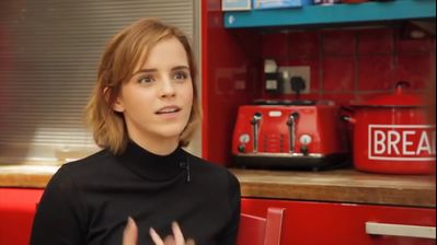 EmmaWatsonFan-nl_2016OurSharedShelf-InCoversationWithCaitlinMoran0235.jpg