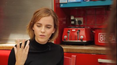 EmmaWatsonFan-nl_2016OurSharedShelf-InCoversationWithCaitlinMoran0255.jpg