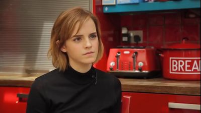 EmmaWatsonFan-nl_2016OurSharedShelf-InCoversationWithCaitlinMoran1529.jpg