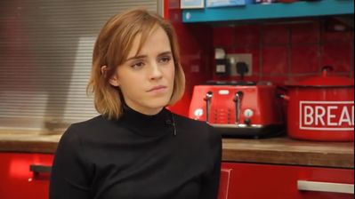 EmmaWatsonFan-nl_2016OurSharedShelf-InCoversationWithCaitlinMoran1613.jpg