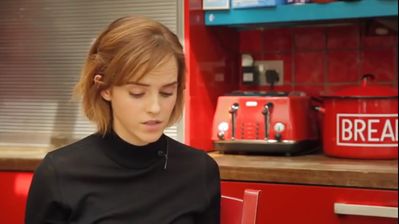 EmmaWatsonFan-nl_2016OurSharedShelf-InCoversationWithCaitlinMoran1713.jpg