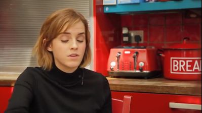 EmmaWatsonFan-nl_2016OurSharedShelf-InCoversationWithCaitlinMoran1814.jpg