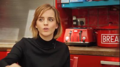 EmmaWatsonFan-nl_2016OurSharedShelf-InCoversationWithCaitlinMoran1816.jpg